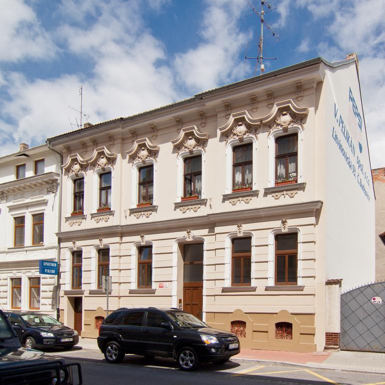 Apartmany - Penzion Smetanka Чешка Будьовица Екстериор снимка
