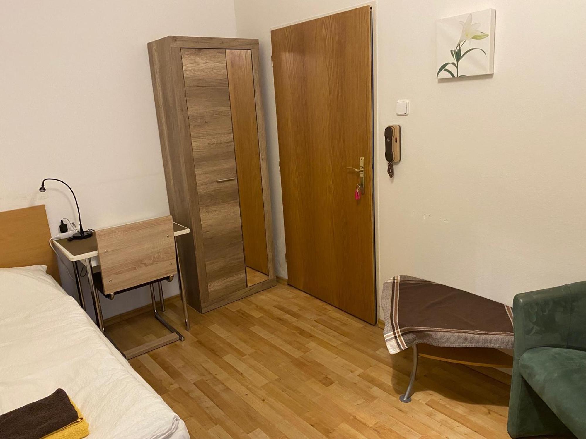Apartmany - Penzion Smetanka Чешка Будьовица Екстериор снимка