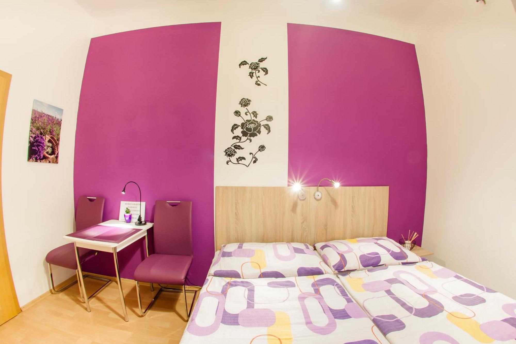 Apartmany - Penzion Smetanka Чешка Будьовица Екстериор снимка