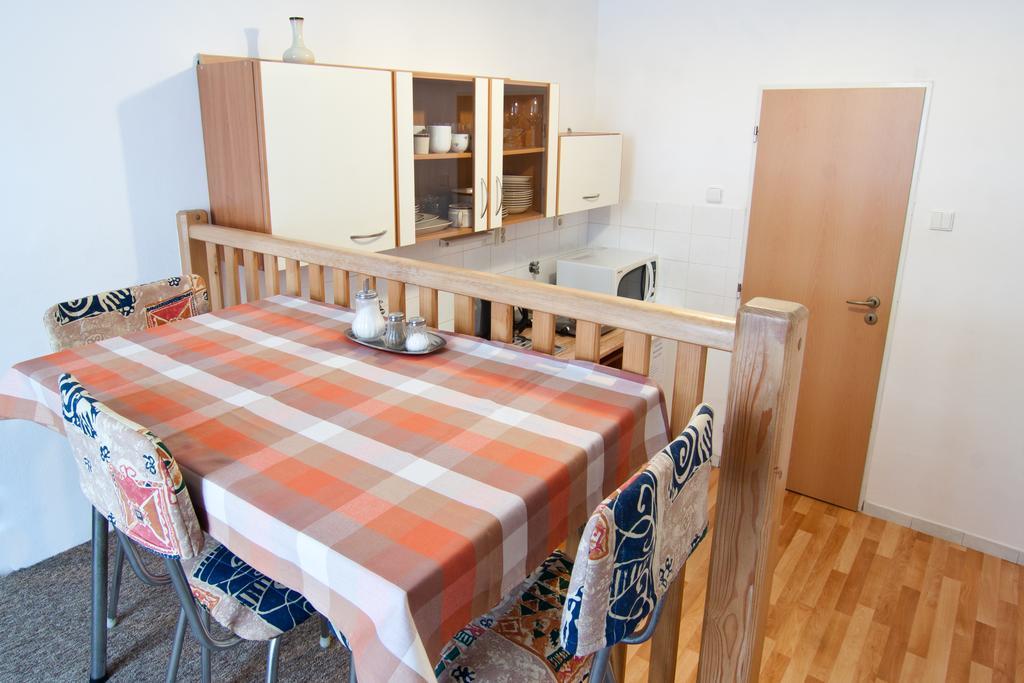 Apartmany - Penzion Smetanka Чешка Будьовица Екстериор снимка